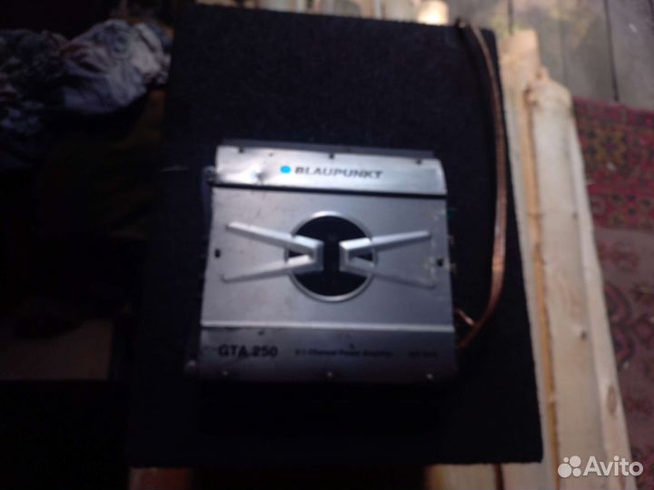 Сабвуфер и усилителем