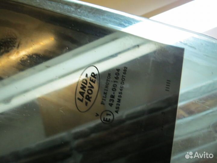 Стекло заднее левое Range Rover 3 Vogue