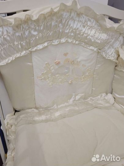 Детская кроватка белая