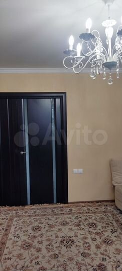 3-к. квартира, 75 м², 8/10 эт.