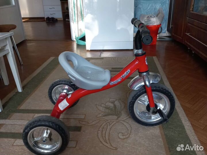 Детский трехколесный велосипед б/у