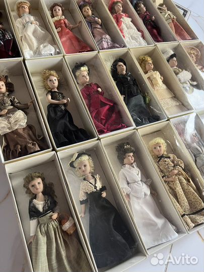 Дамы эпохи и куклы в народных костюмах