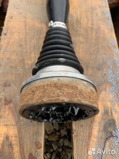 Привод правый Volkswagen Polo