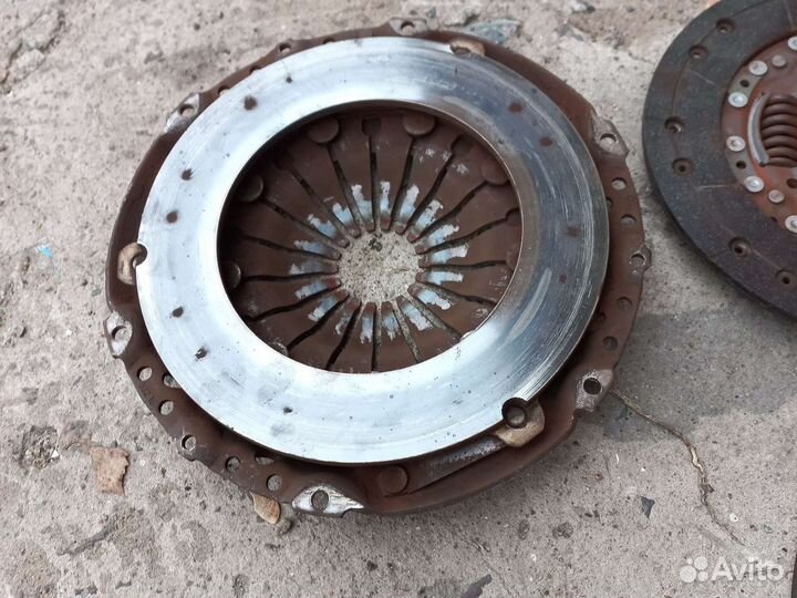 Ford Galaxy 2,0NSE маховик 95wv6375aa корзина