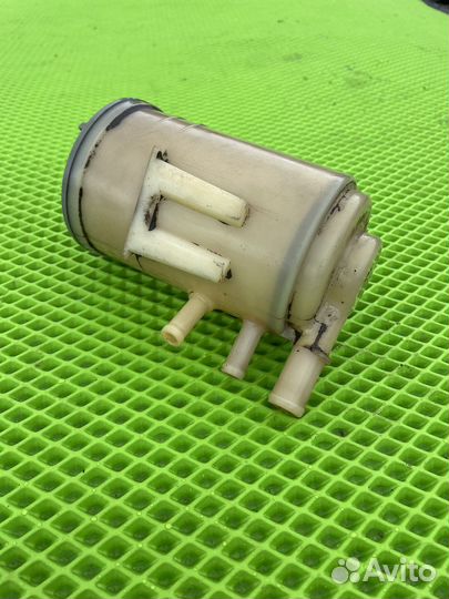 Хонда сабер бачок гур