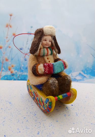 Елочная игрушка из шерсти