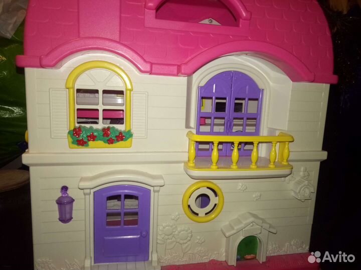 Домик кукольный