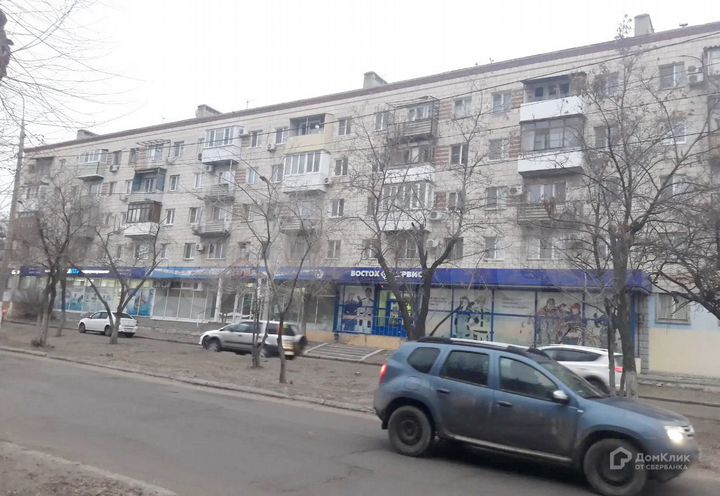 Помещение (доля 1/2), 381.7 м²