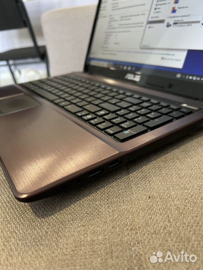 Asus i7