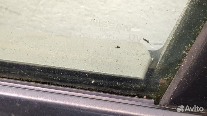 Дверь левая передняя Nissan Leaf, 2012