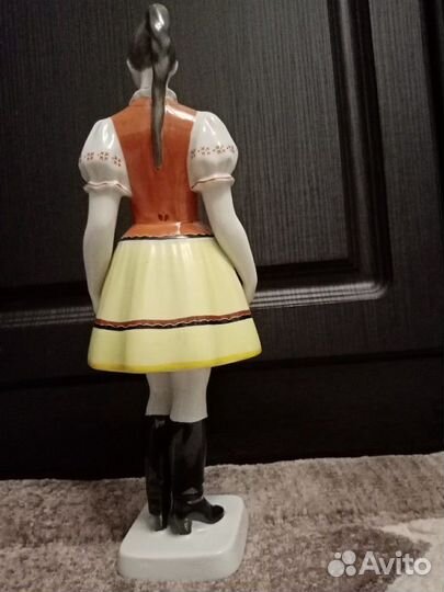 Статуэтка времён СССР