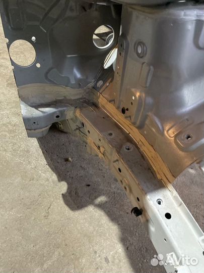 Б/У лонжерон - В хорошем состоянииn- Оригинал