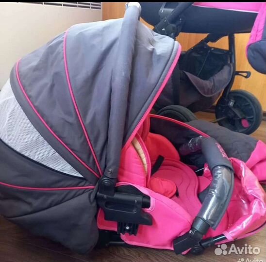 Коляска zippy 3 в 1