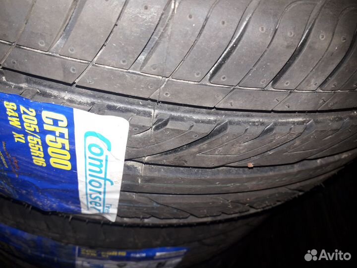 Comforser CF500 205/55 R16 94W