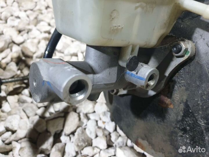 Вакуумный усилитель Renault Logan Логан