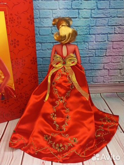 Barbie Holiday gift porcelain