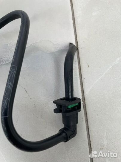 Трубка топливная (обратка) Ford Focus 3 CB8 1.6