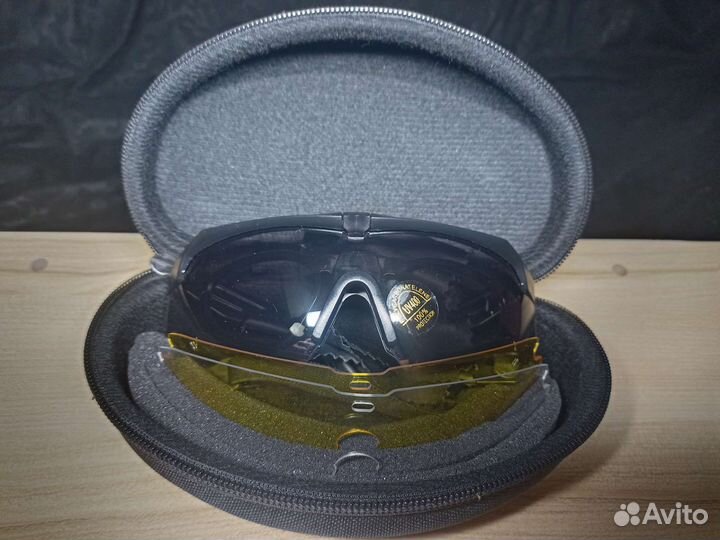 Солнцезащитные спортивные очки с диоптр. вставками