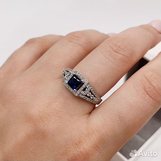 Новое золотое кольцо сапфир и бриллианты 0,3 Ct