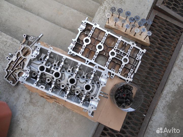 Головка блока F4P