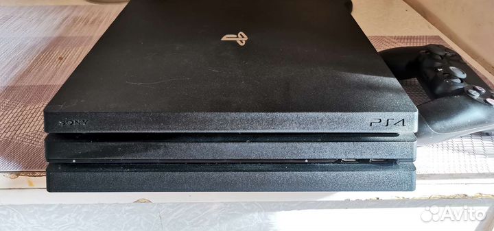 Sony playstation 4 pro 1tb