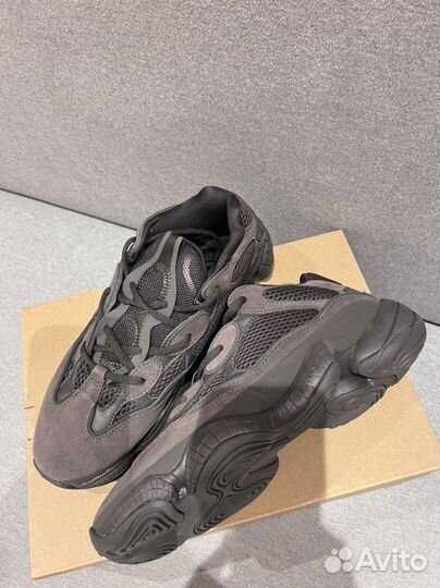 Кроссовки adidas yezzy 500