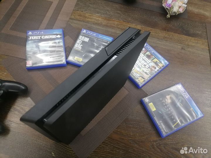 Sony playstation 4 slim с играми