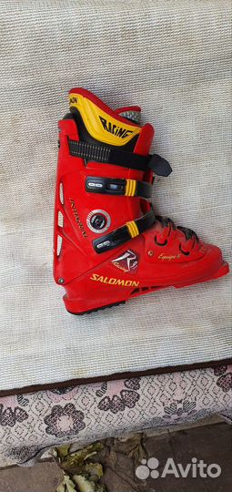 Горнолыжные ботинки Salomon 28,5 (Flex) 120