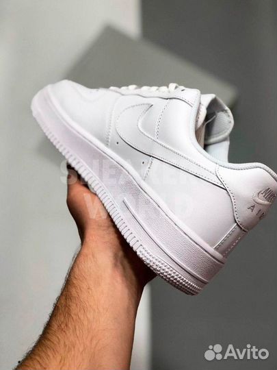 Nike air force 1 white