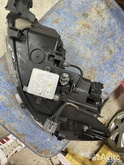 Фара передняя правая