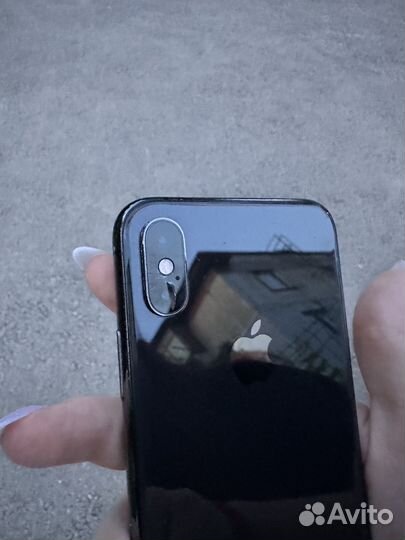 Телефон iPhone XS