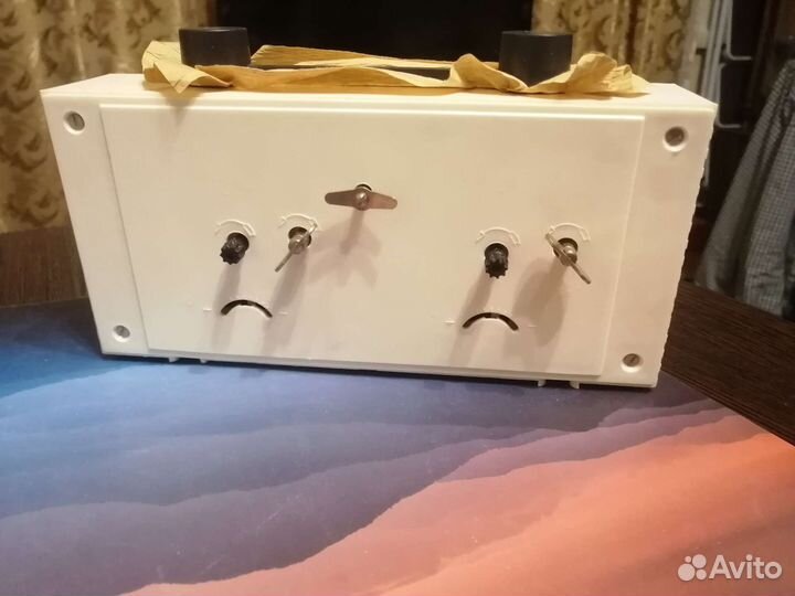 Часы шахматные янтарь