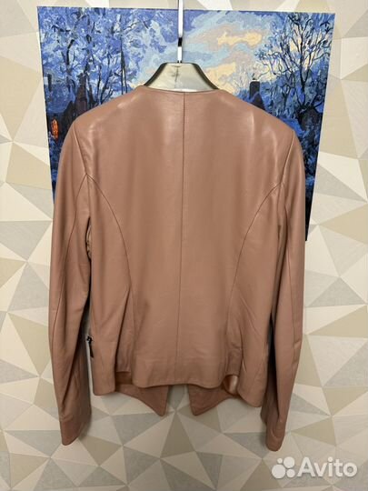 Кожаная куртка женская 46