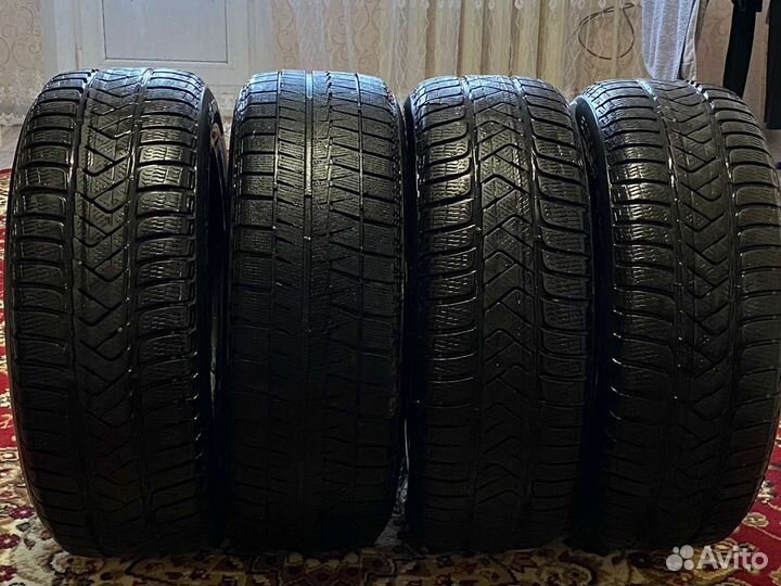 Pirelli Chrono 215/60 R16