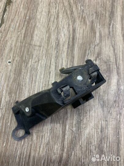 Кронштейн передний левый Bmw 3 Series (E46)