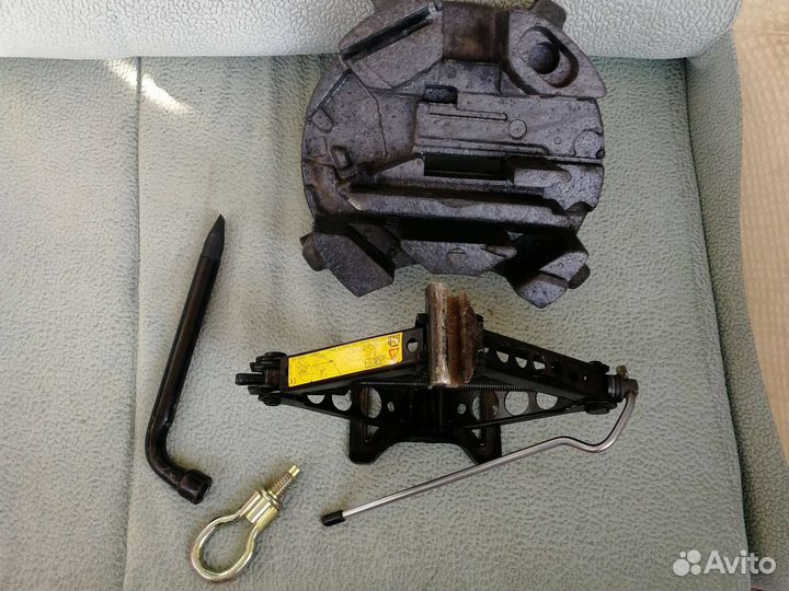 Домкрат, балонник, крюк форд фокус, Ford focus