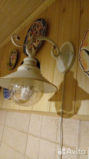 Настенный светильник бра