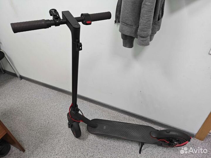 Электросамокат Xiaomi Mijia Scooter Pro