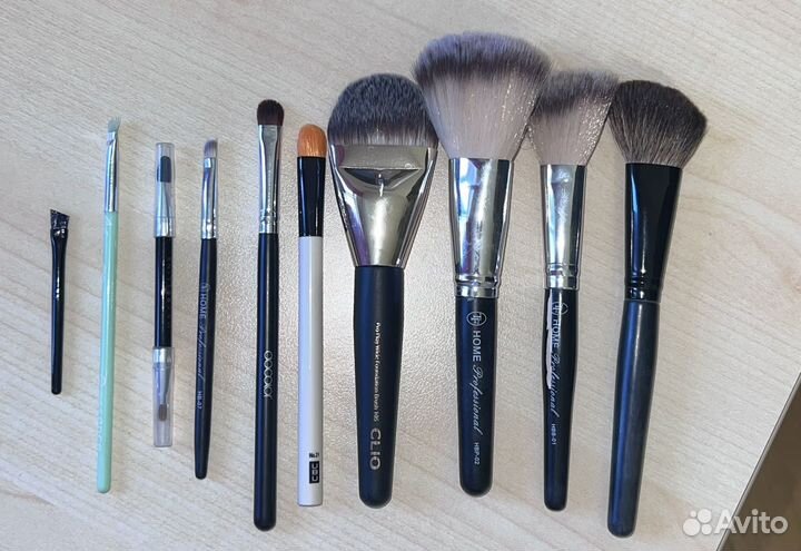 Кисти для макияжа (для пудры, румян, теней) набор