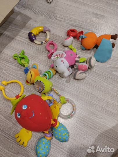 Развивающие игрушки до года
