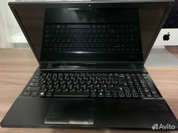 Игровой ноутбук samsung np300v5a в хорошем