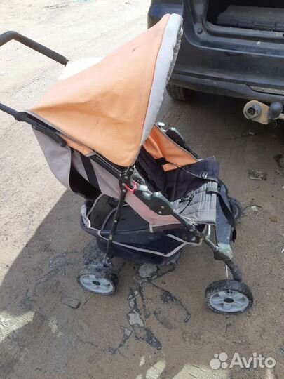 Прогулочная коляска