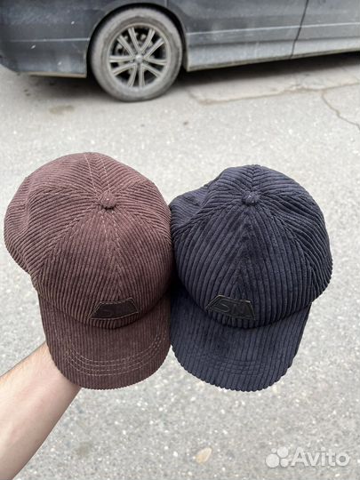 Вельветовая бейсболка