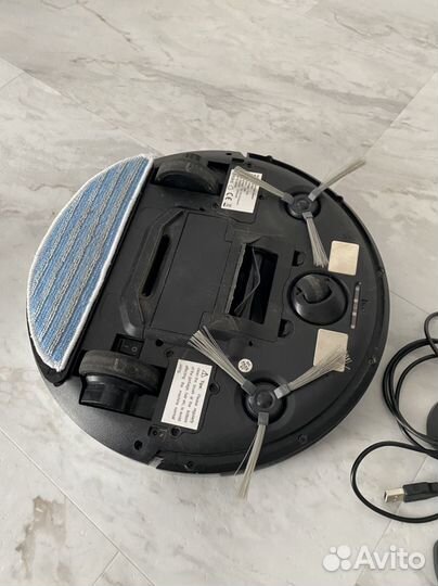 Робот пылесос