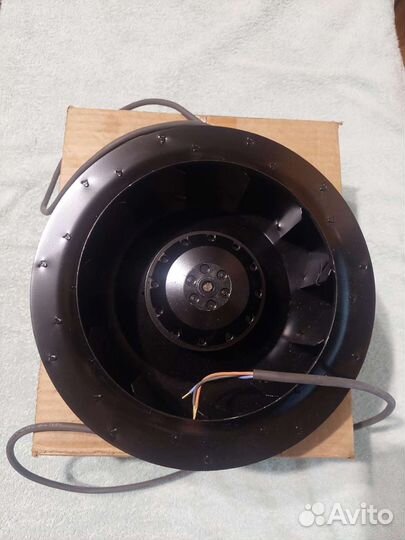 Центробежный вентилятор ebmpapst