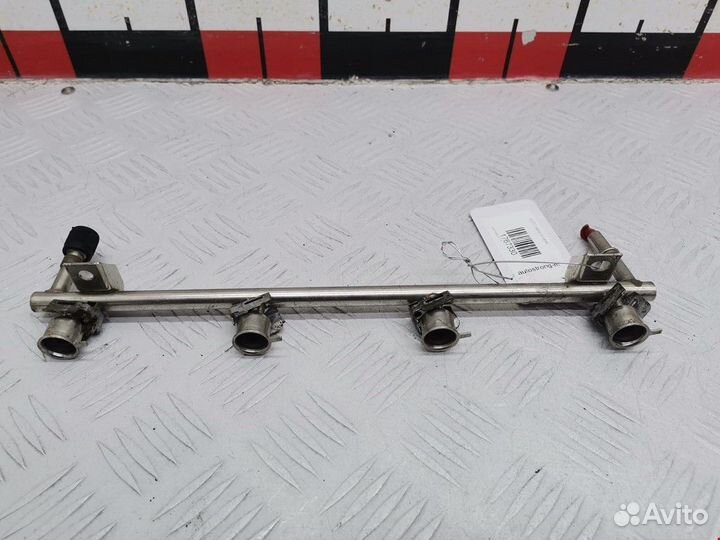 Топливная рампа Opel Astra G 2008