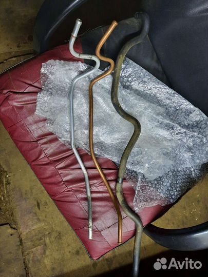 Трубка гур Mitsubishi Outlander xl