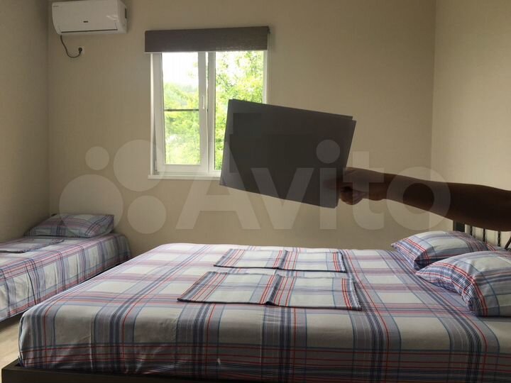 Коттедж 240 м² на участке 6 сот.