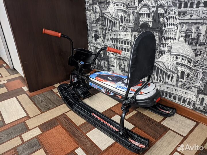 Детский снегокат