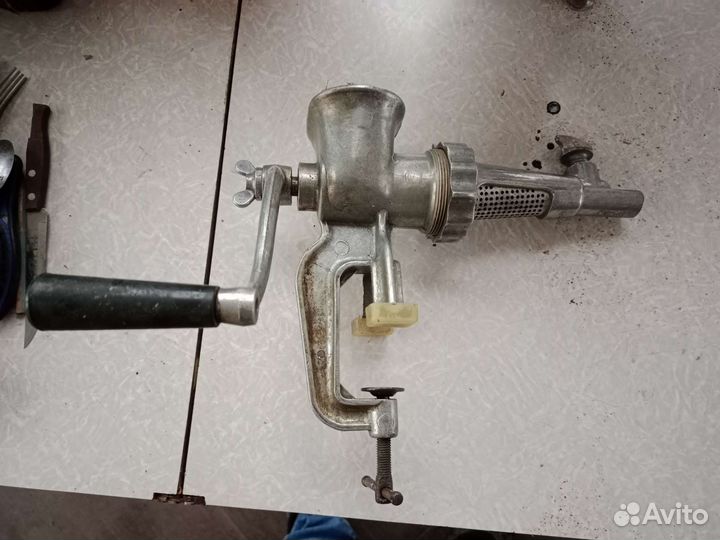 Мясорубка соковыжималка механическая